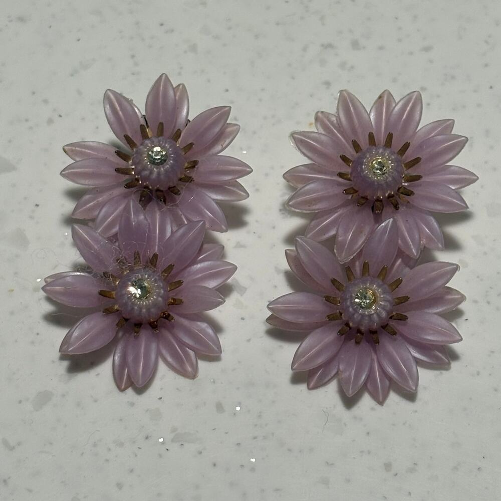 Vintage 1950s Coro clip-on earrings